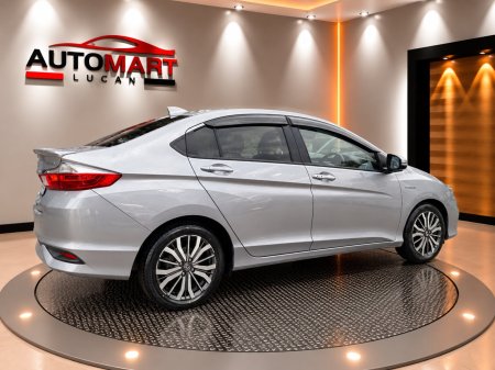 2017 Honda Grace - photo 13