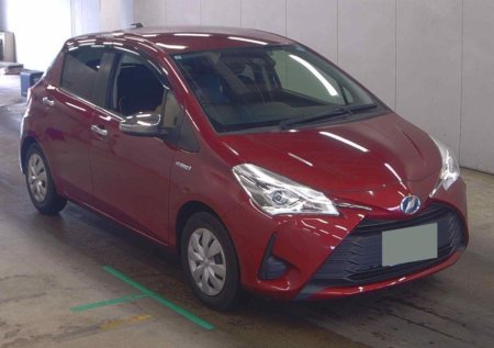 2017 Toyota Vitz