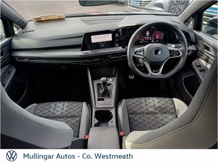 2022 Volkswagen Golf - photo 2