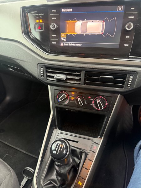 2020 Volkswagen Polo - photo 5