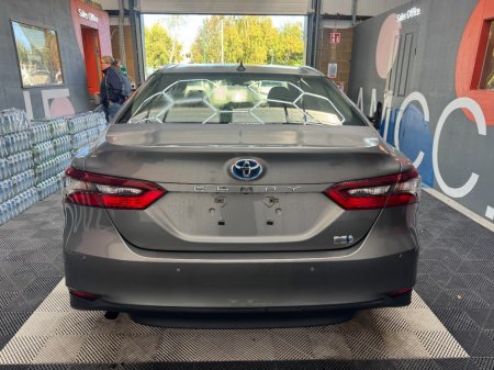 2023 Toyota Camry - photo 4