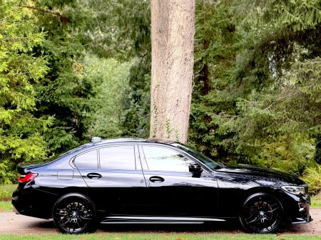 2022 BMW 3-Series - photo 4