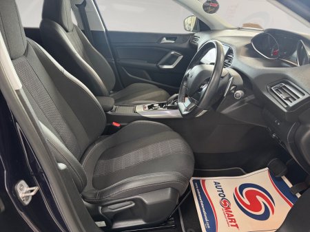 2020 Peugeot 308 - photo 11