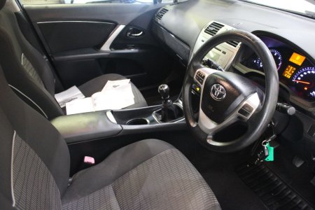 2014 Toyota Avensis - photo 22
