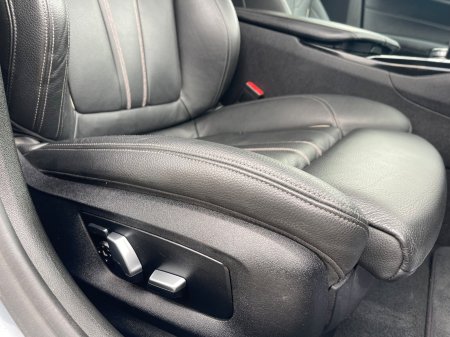 2020 BMW 5-Series - photo 16