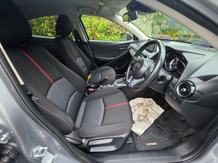 2015 Mazda Demio - photo 12