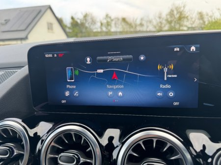 2025 Mercedes-Benz GLA - photo 17