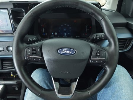 2025 Ford Transit Courier - photo 17