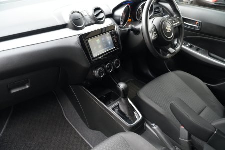 2018 Suzuki Swift - photo 18
