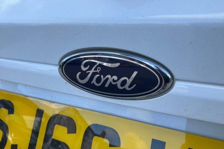 2016 Ford Fiesta - photo 40
