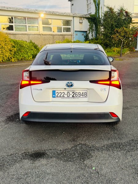 2022 Toyota Prius - photo 6