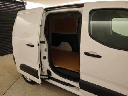 2023 Peugeot Partner - photo 13