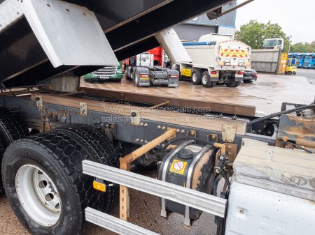 2022 VOLVO FMX 420 - photo 26
