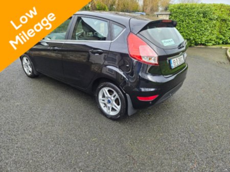 2015 Ford Fiesta - photo 5