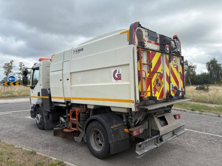 2021 Volvo FL250 - photo 9
