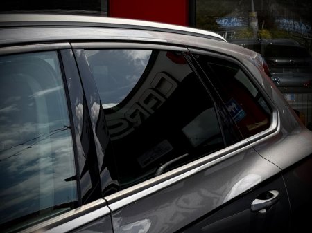 2020 Volkswagen Touareg - photo 18
