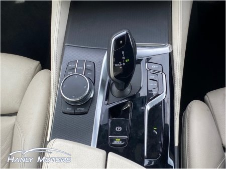 2021 BMW 5-Series - photo 25