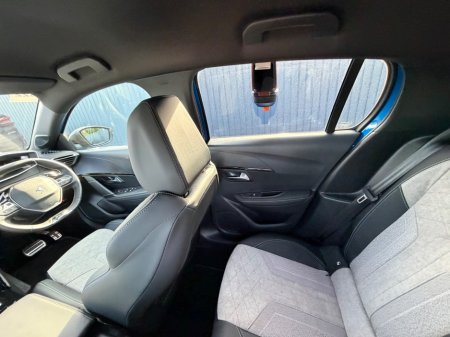 2021 Peugeot 208 - photo 42