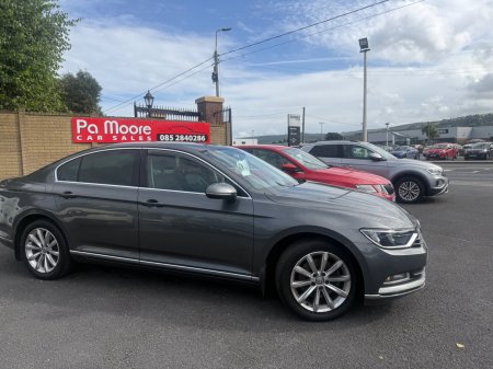 2017 Volkswagen Passat - photo 2