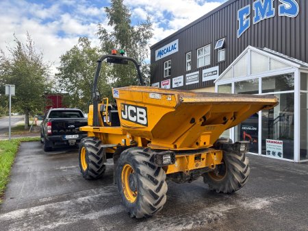 0 JCB 