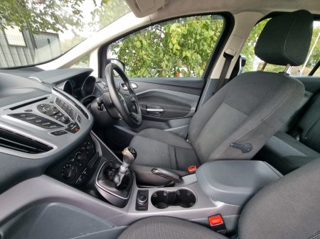 2014 Ford Grand C-Max - photo 17