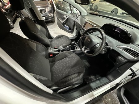 2016 Peugeot 2008 - photo 4