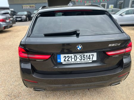 2022 BMW 5-Series - photo 5