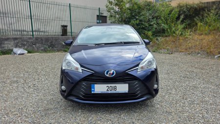 2018 Toyota Vitz - photo 3