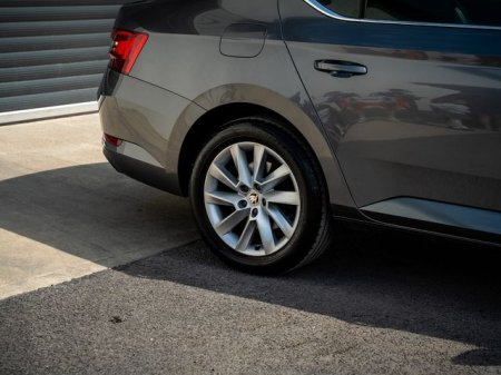 2023 Skoda Superb - photo 4