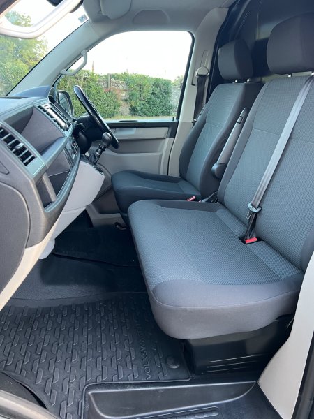 2019 Volkswagen Transporter - photo 25