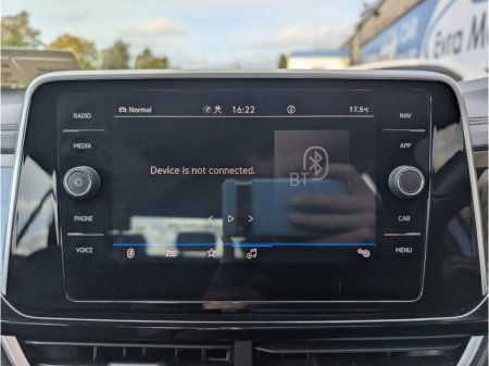 2023 Volkswagen T-Roc - photo 23