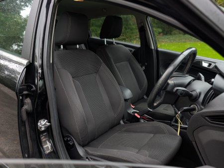 2017 Ford Fiesta - photo 9