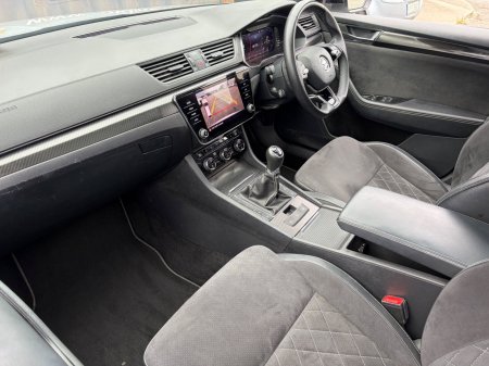 2022 Skoda Superb - photo 11