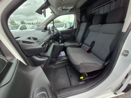 2021 Peugeot Partner - photo 12