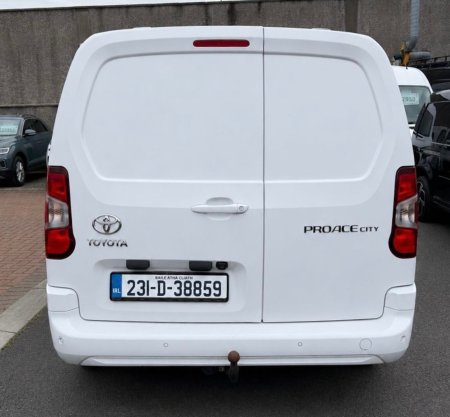 2023 Toyota Proace City - photo 6