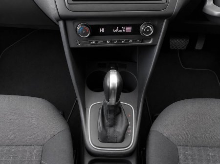 2015 Volkswagen Polo - photo 16