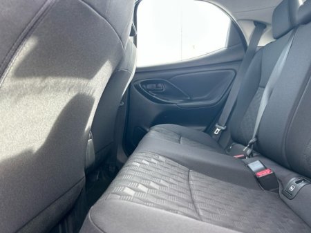 2024 Toyota Yaris - photo 7