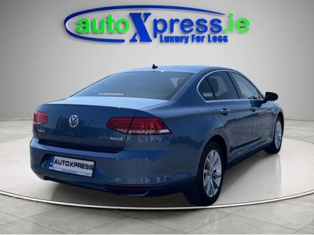 2017 Volkswagen Passat - photo 18