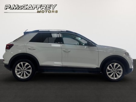 2023 Volkswagen T-Roc - photo 4