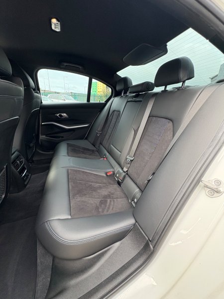2020 BMW 3-Series - photo 10