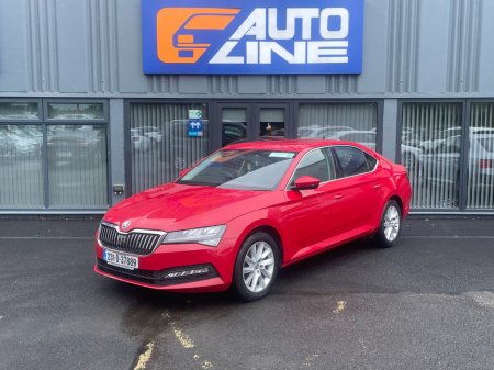 2023 Skoda Superb - photo 2