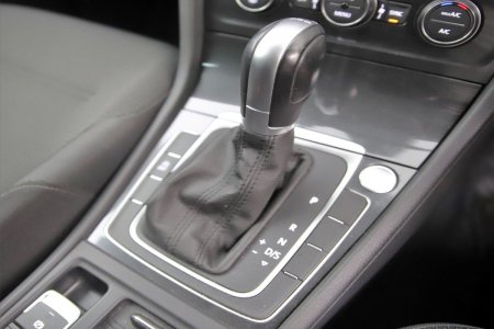 2019 Volkswagen Golf - photo 22