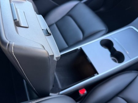 2023 Tesla Model Y - photo 26