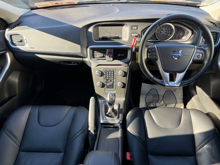 2015 Volvo V40 - photo 2