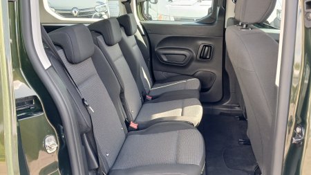 2025 Toyota Proace - photo 16