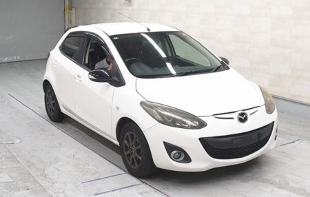 2013 Mazda Demio