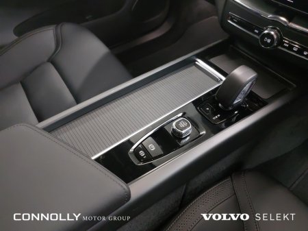 2025 Volvo XC60 - photo 19
