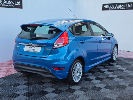 2016 Ford Fiesta - photo 7