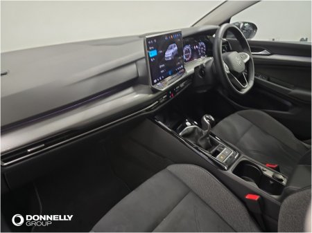 2025 Volkswagen Golf - photo 2