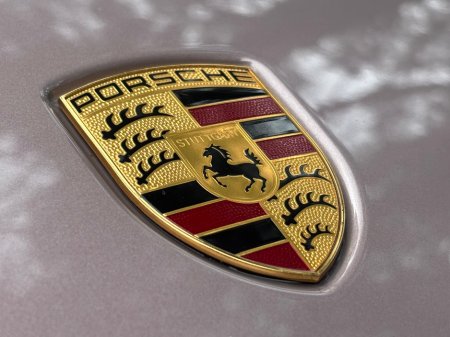 2024 Porsche Taycan - photo 12